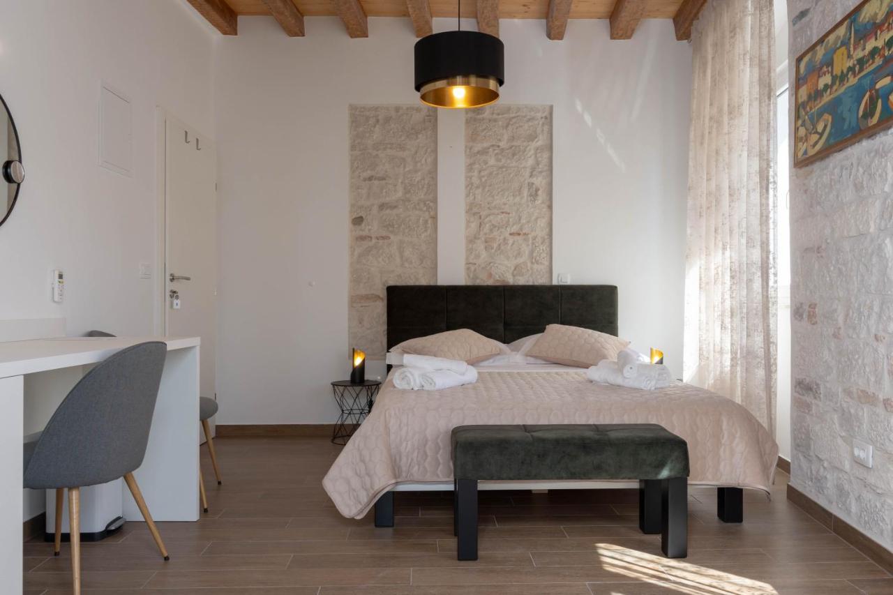 Luxury Rooms Rustic Chic Split Exterior foto